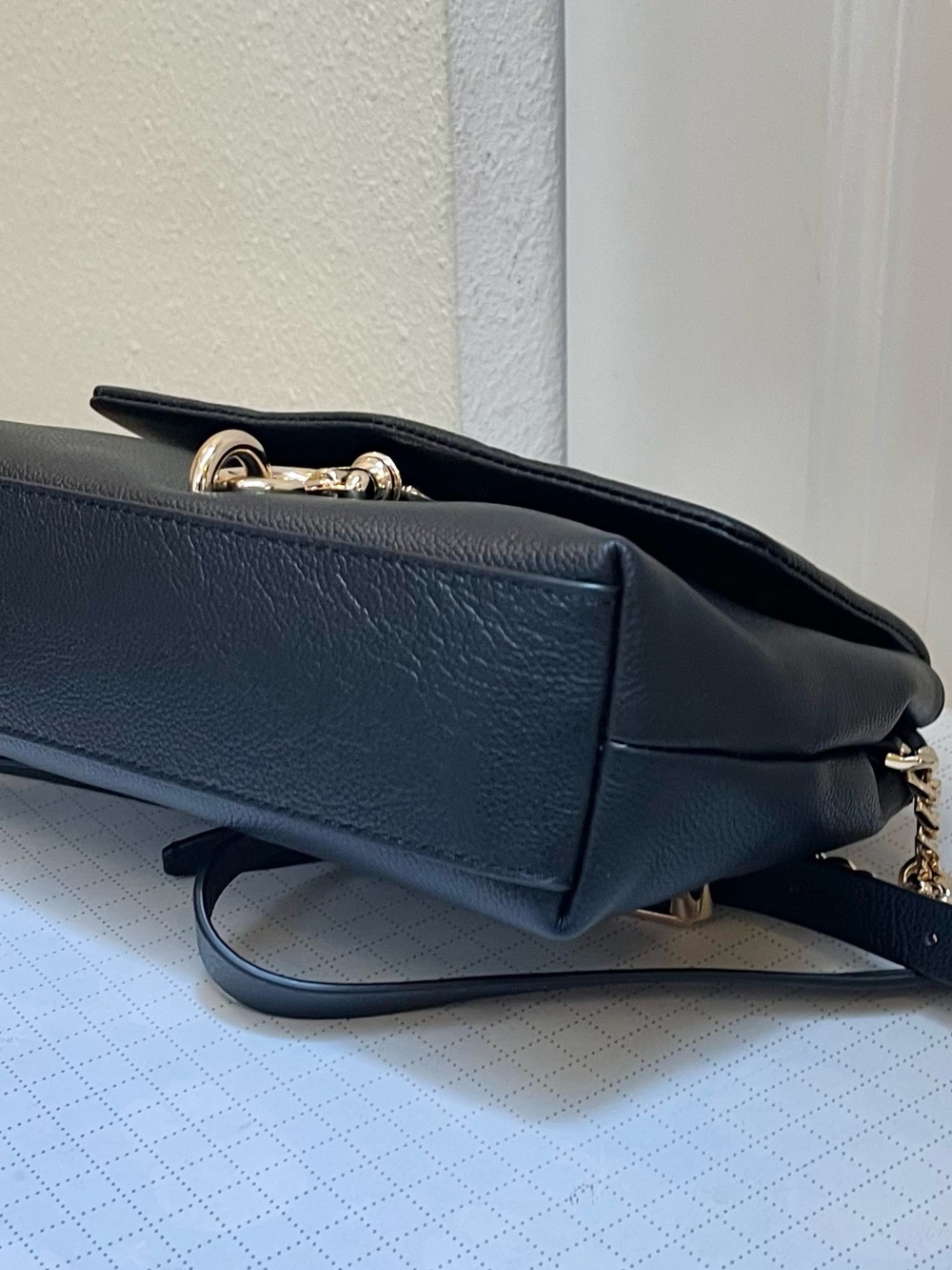 Authentic Rebecca Minkoff leather flap crossbody bag - Picture 8 of 16